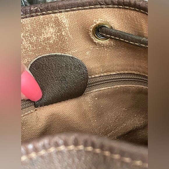 GUCCI 𝑉𝑖𝑛𝑡𝑎𝑔𝑒 MONOGRAM BUCKET DRAWSTRING BAG W/GUCCI DUST BAG🎬💯Authentic - Picture 10 of 16